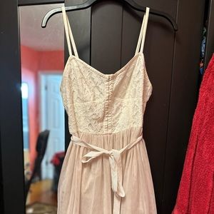 American  eagle dress, cream/pink and ivory/ offwhite.